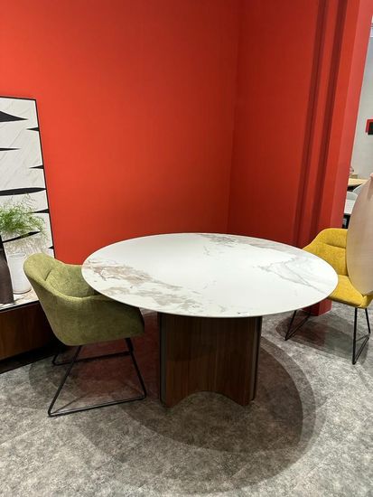 Стол CASTELA 135 Белый мрамор CA071, керамика / Орех