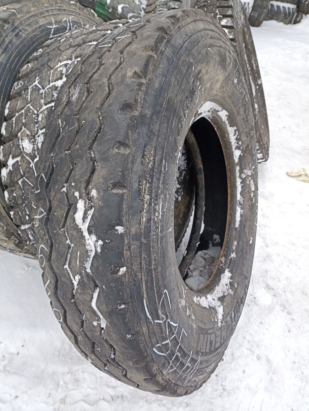 325/95R24 Michelin X WORKS шина б/у