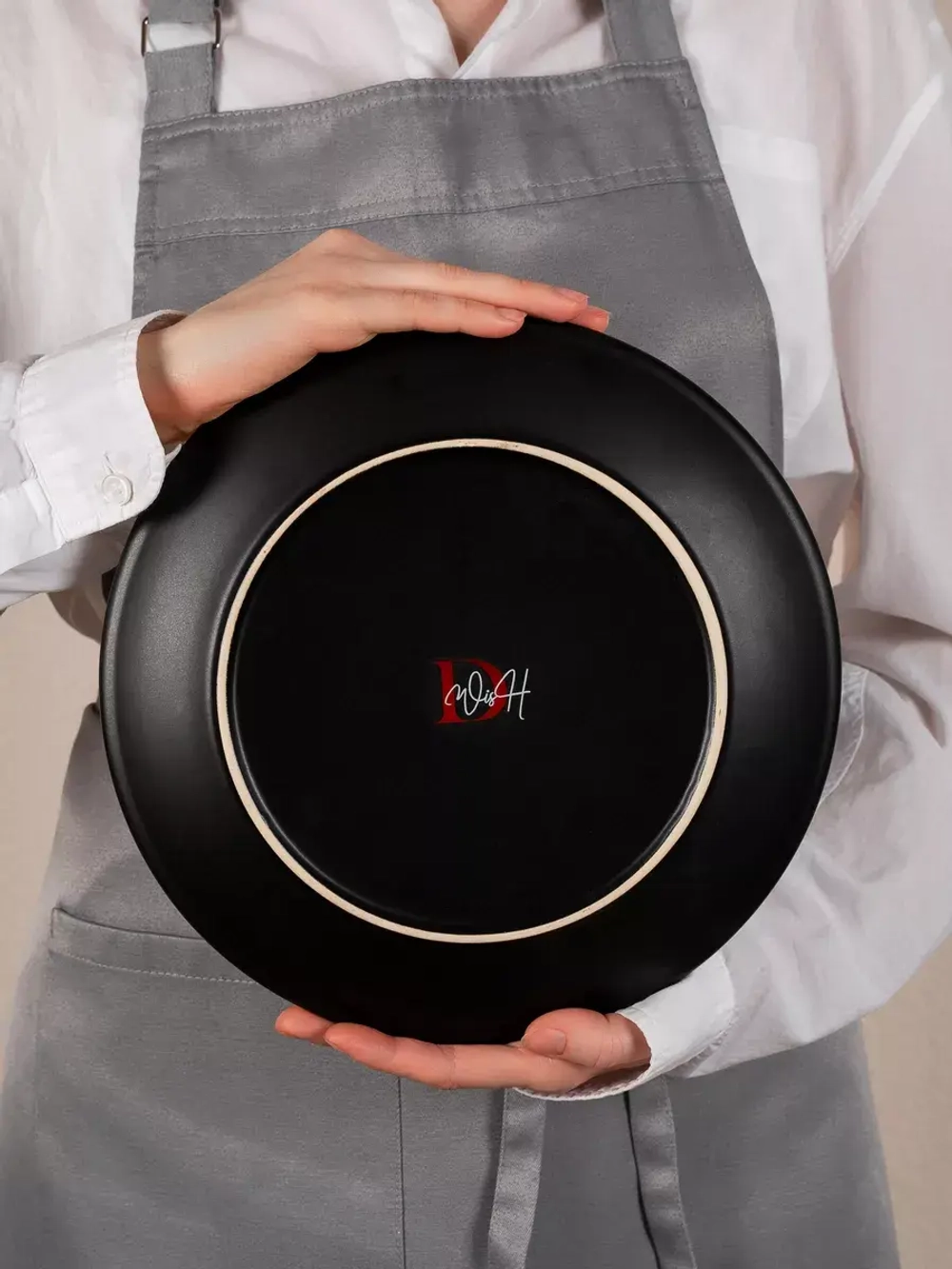 Набор посуды 6 тарелок плоские черные фарфор 26 см