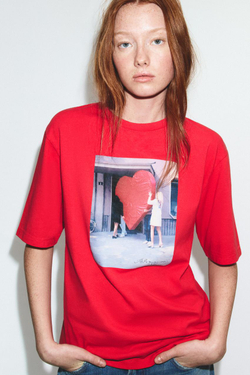 ZARA ФУТБОЛКА BOGDANKA POZNANOVIĆ ©2026, КРАСНЫЙ