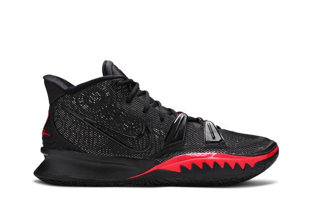 Кроссовки Nike Kyrie 7