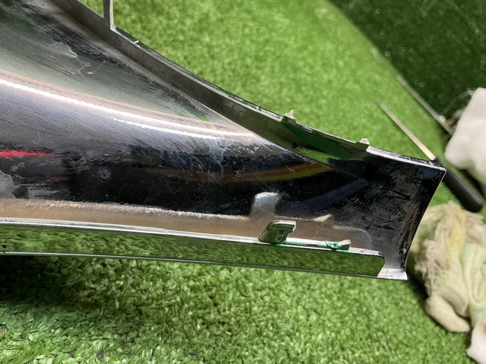 Решетка бампера LH Mercedes S Z223 (20-нв) Maybach