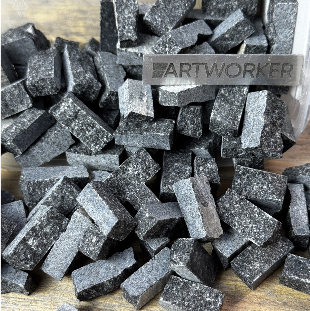 Колотый натуральный камень NS269-2, 350гр