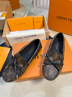 Louis Vuitton Mocassin