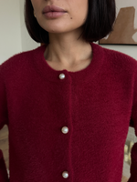 Кардиган пушистый на пуговицах бордовый