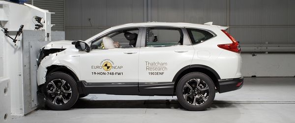 Новый Honda CR-V завоевал высшую оценку в рейтинге безопасности EuroNCAP