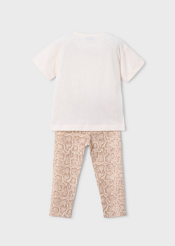 футболка с леггинсами