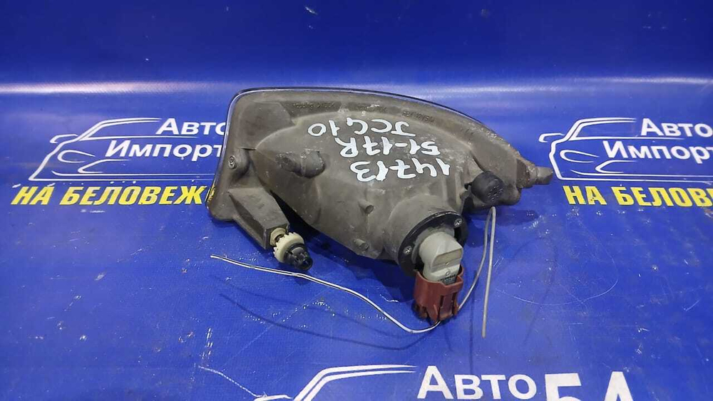 Туманка правая TOYOTA BREVIS 2001-2007