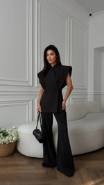 Костюм с брюками и жилетом