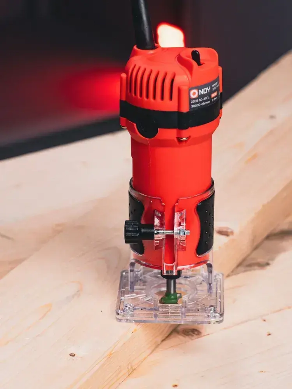 Фрезер по дереву кромочный с цангами 6 мм и 8 мм электрофрезер ручной