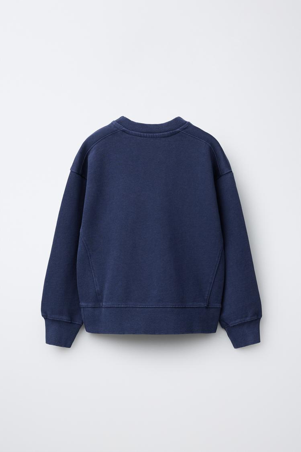 ZARA ТОЛСТОВКА ИЗ КРАШЕНОЙ ТКАНИ С НАШИВКОЙ, СИНИЙ