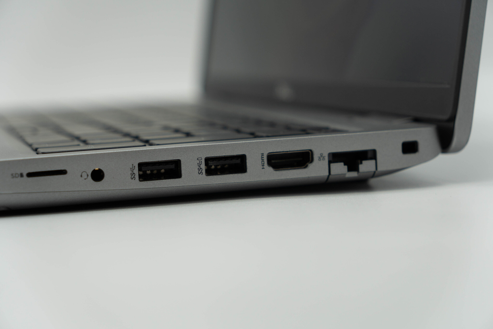 Ноутбук Dell Precision 3561 ( i7-11850H / Quadro T600 )