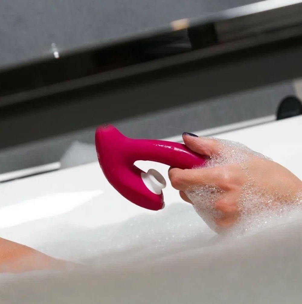 Бордовый вибратор для точки G с вакуум-волновой стимуляцией клитора Venus (Цвет: бордовый)