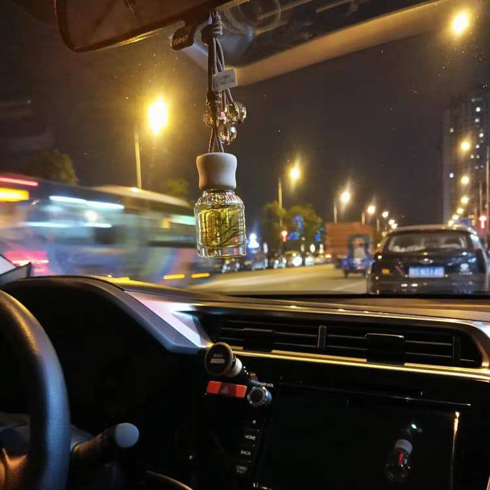 Ароматизатор для автомобиля