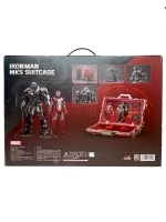 Набор в кейсе Железный человек Iron Man Suitcase Марвел