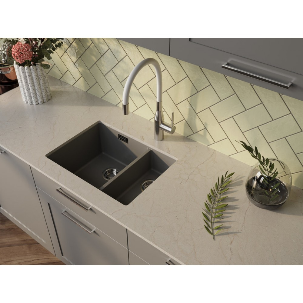 Смеситель Omoikiri Yatomi-2-Plus-BN-WH