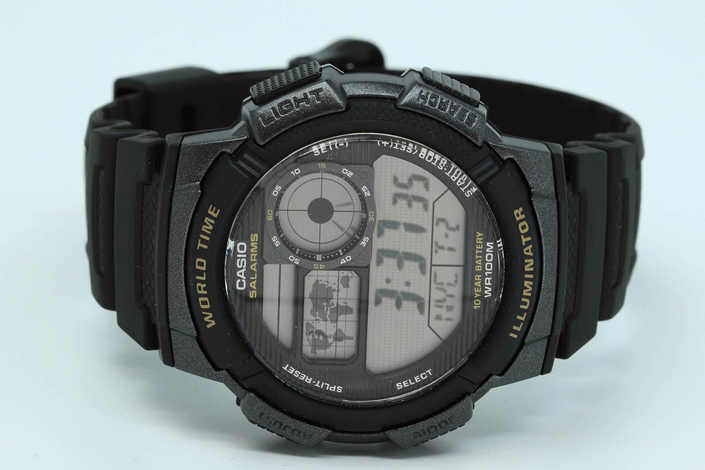 Часы Casio AE-1000W-1A