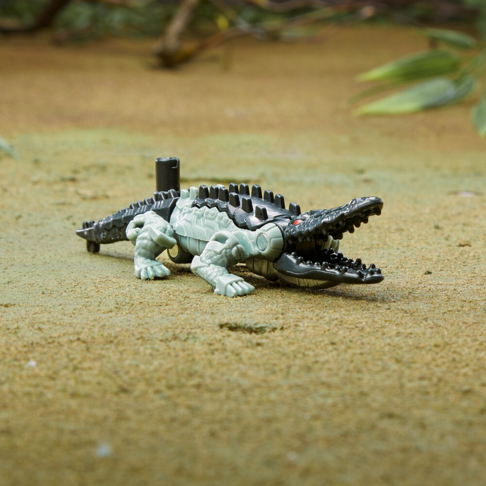 Hasbro Transformers Beast Alliance - Skullcruncher 8 см фигурка Rise of the Beasts F4601 / артикул   F3895 F4601  / GTIN 5010993952076