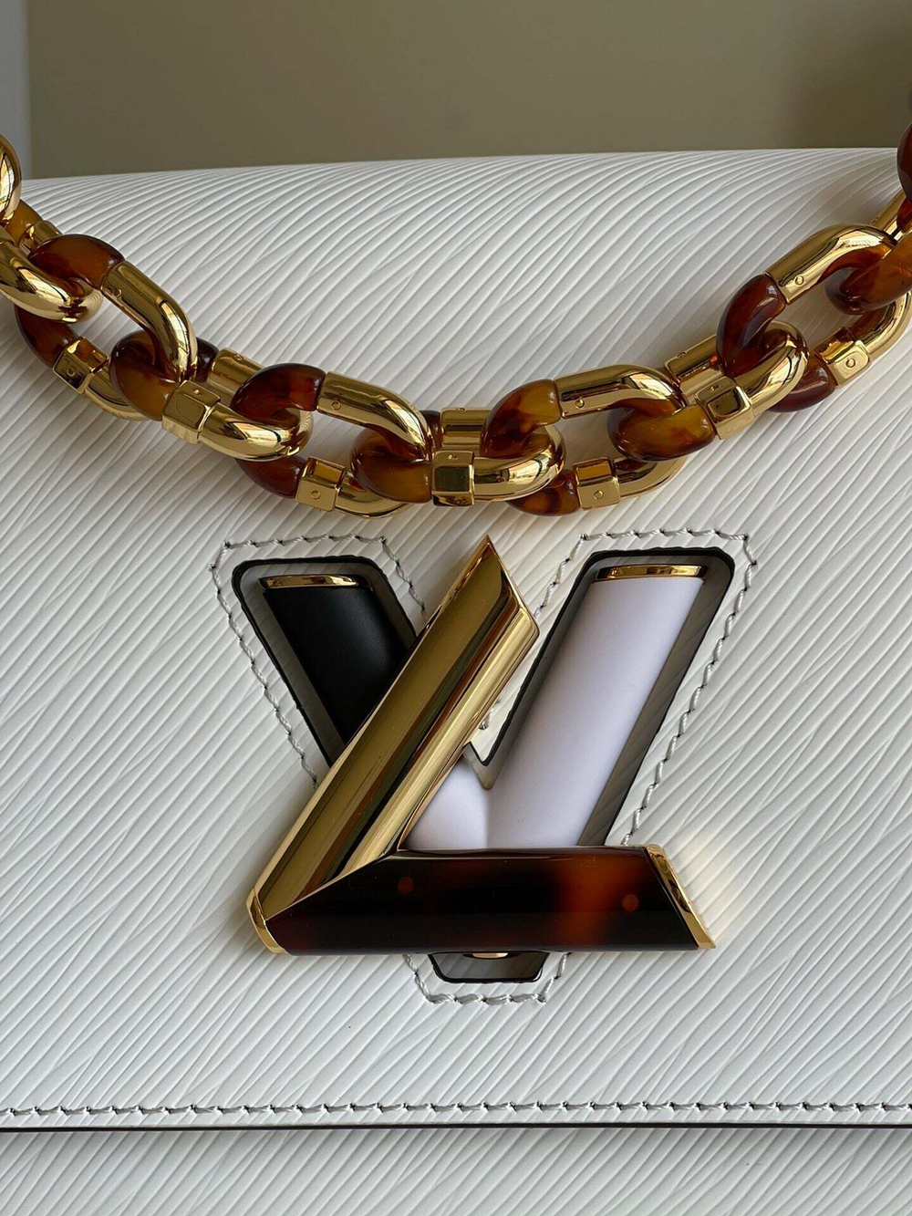 Louis Vuitton Twist MM