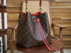 Louis Vuitton NeoNoe MM