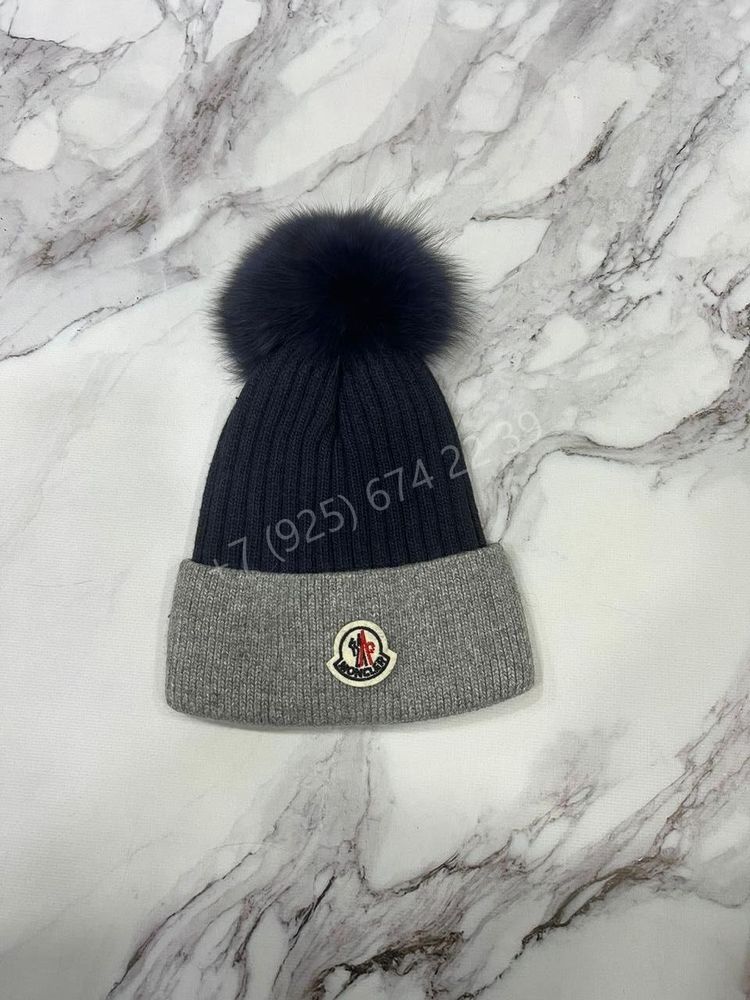 Пуховик Moncler