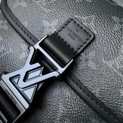 Louis Vuitton Getaway Messenger