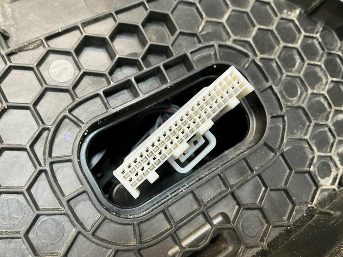 Фара правая Genesis G80 2 (2020-2024) LED