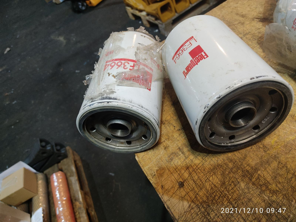 Фильтр масляный Fleetguard  LF3664