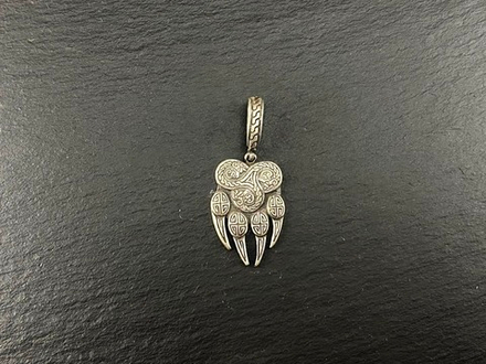 Подвеска. Волчья Лапа" новая