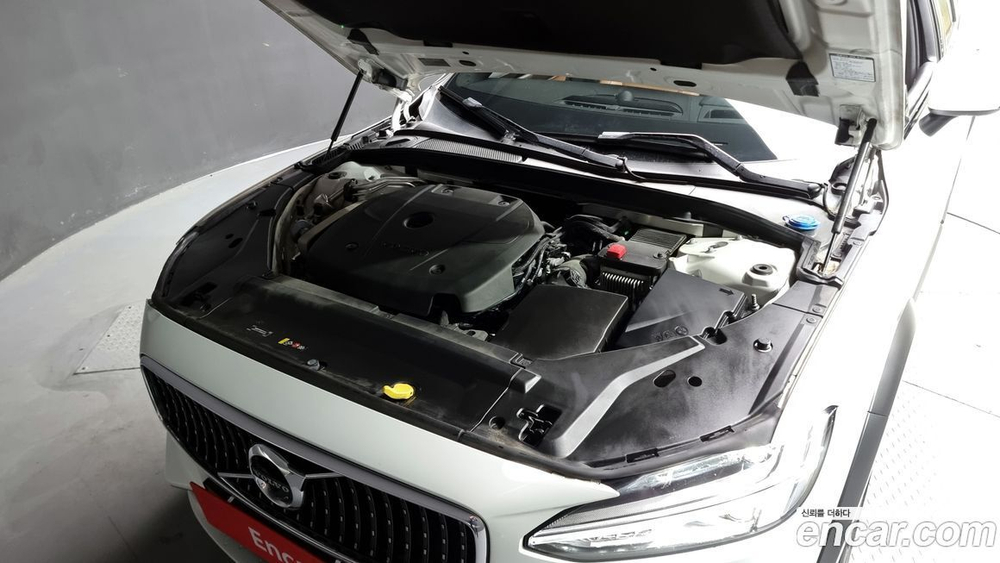 Volvo V90 Cross Country T5 Pro AWD (11.2019)