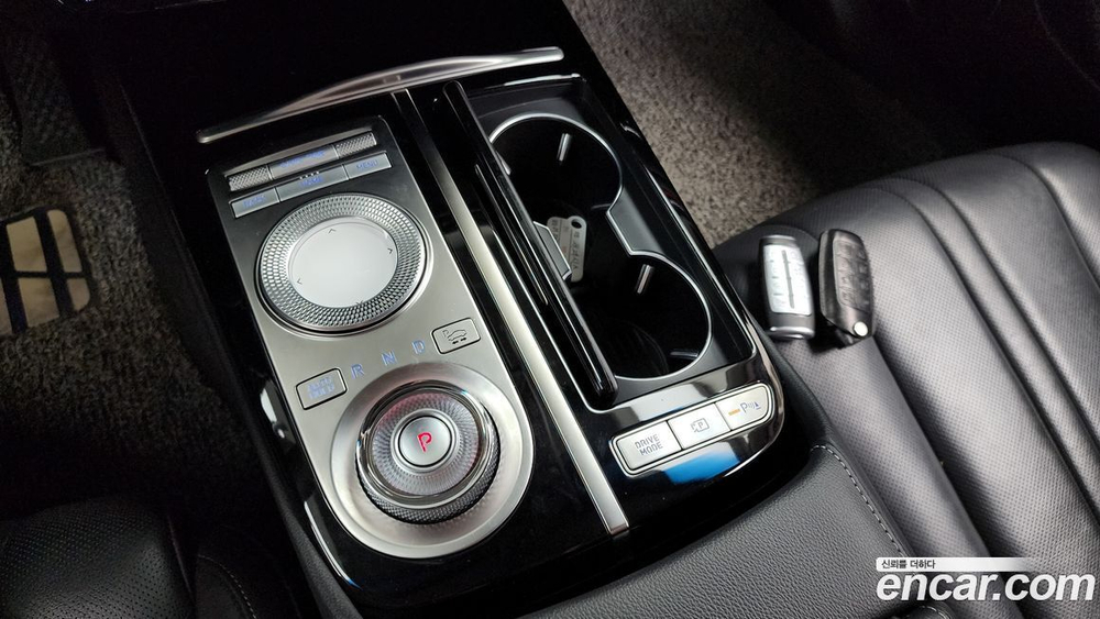 Genesis G80 (RG3) Бензин 2.5 Turbo AWD (05.2020)