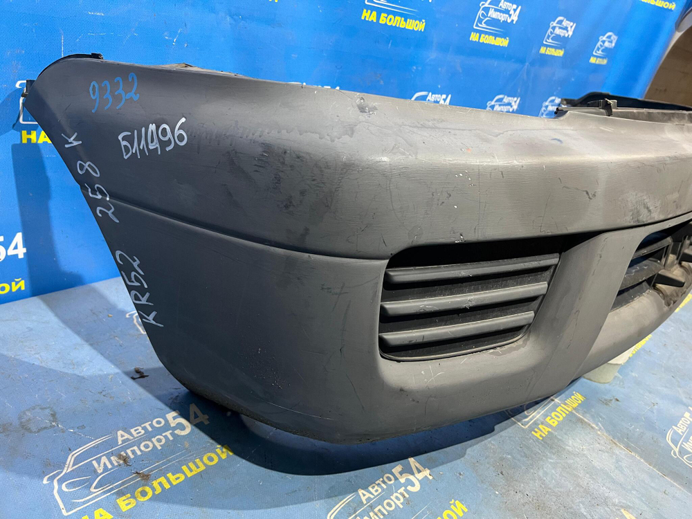 Бампер передний TOYOTA TOWNACE NOAH 1998-2007