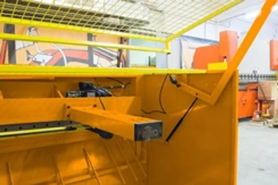 Абразивный отрезной станок Stalex COM-400T/4