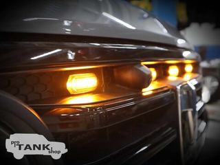 Габариты в решетку радиатора для TANK 300