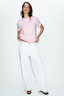 ZARA ФУТБОЛКА С ЦВЕТОЧНЫМ РЕЛЬЕФОМ, РОЗОВЫЙ