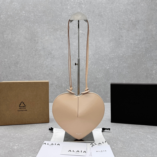 Alaia Le Coeur Bag