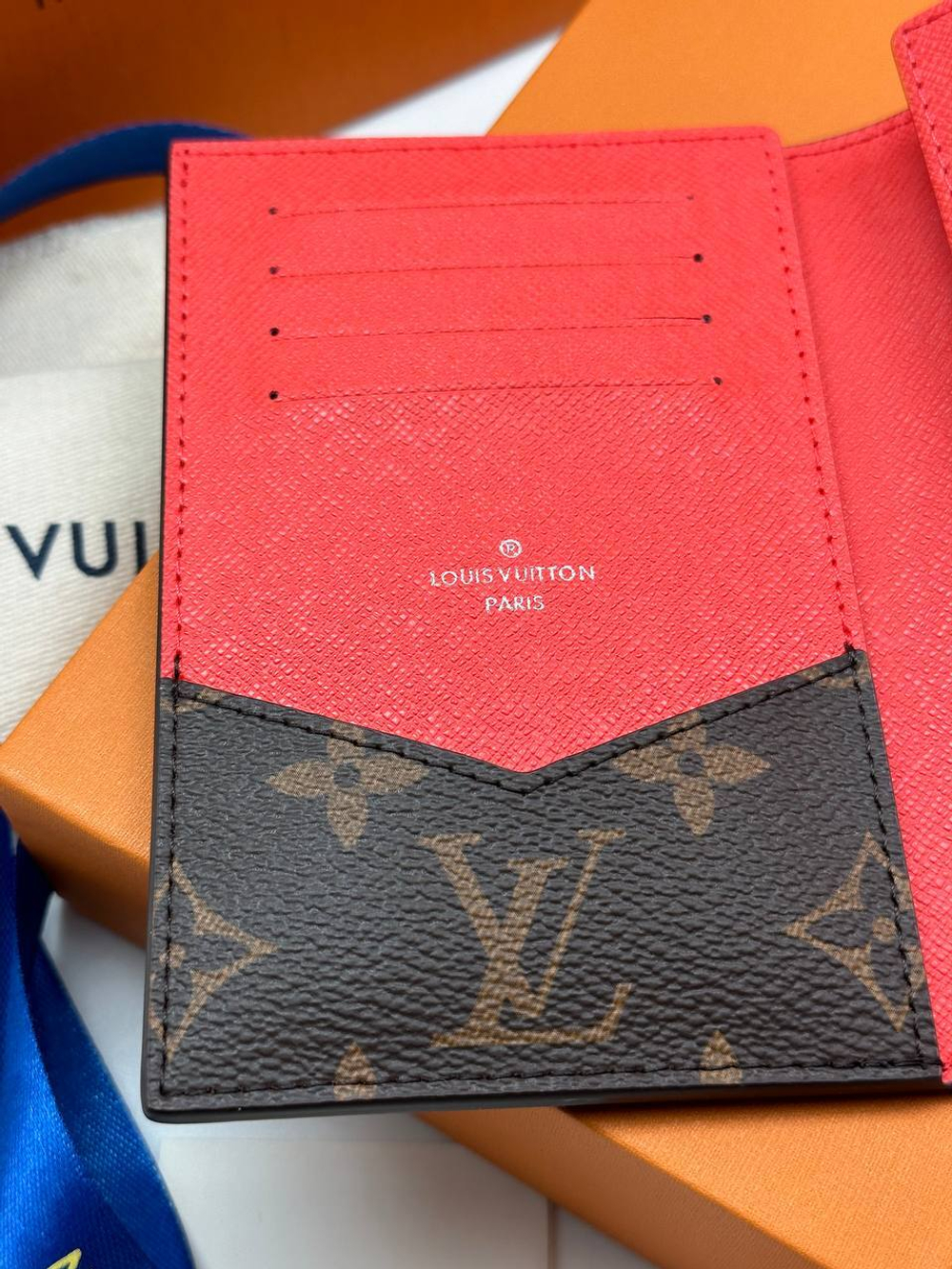 Кошелек Louis Vuitton
