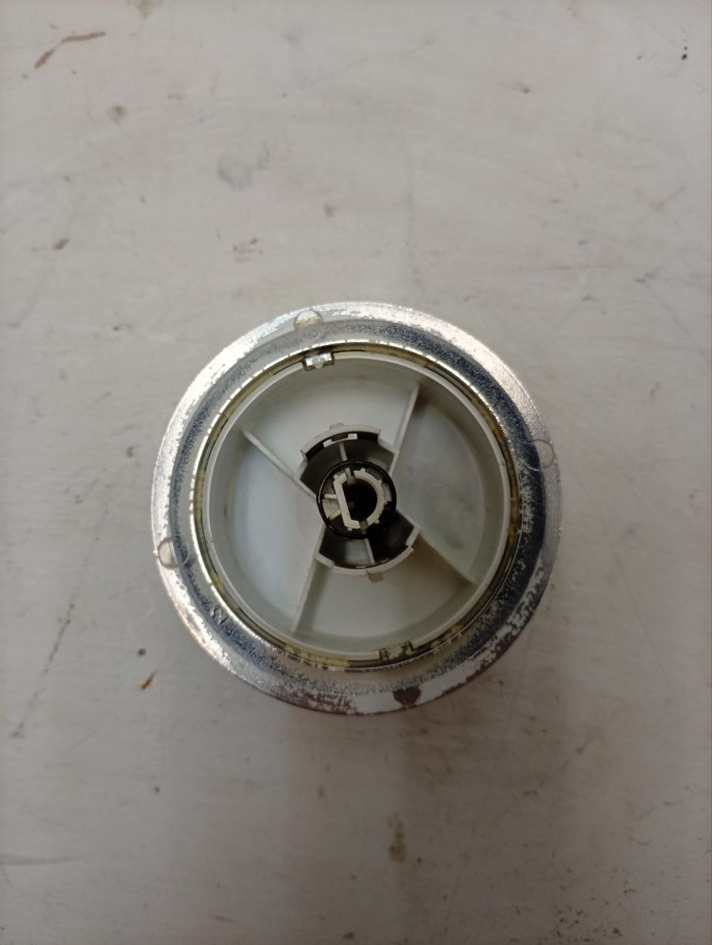 RST703DW кт18 Ручка переключения программ для стиральной машины Ariston Indesit C00373063 б/у