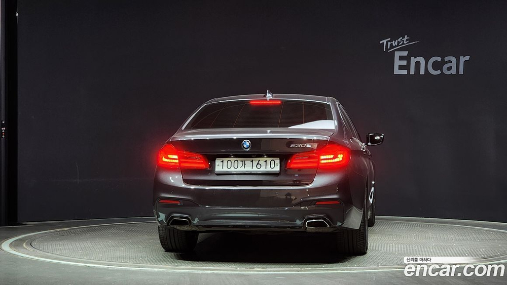 BMW 5 Series (G30) 530e M Sports (03.2020)