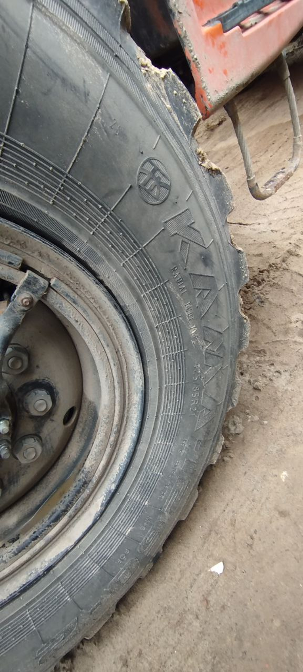 НПО Трансмастер 4671* на шасси КамАЗ 43118 6x6 Автоцистерна пищевая 4671M2-30 (Дизельный, 6,7 л, 292
