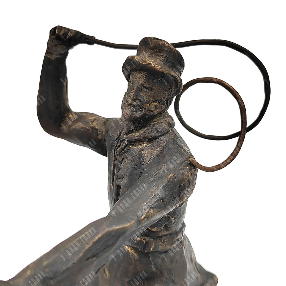 Динес Ю. С. Лихач. Бронза, литьё. 2000 г.