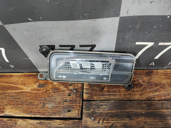 Фонарь заднего хода левый Genesis GV70 20-нв Б/У Оригинал 924A3AR100