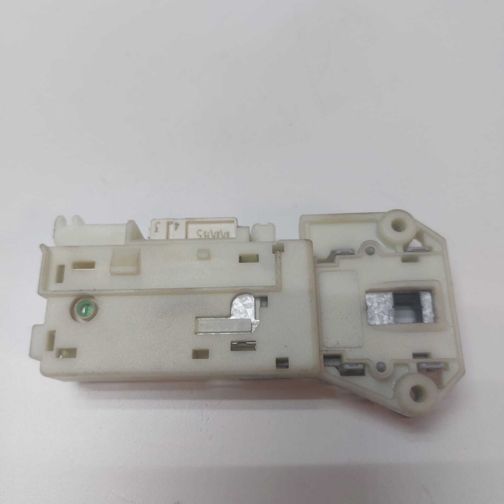 16 Блокировки люка для стиральной машины Electrolux 132693902 б/у