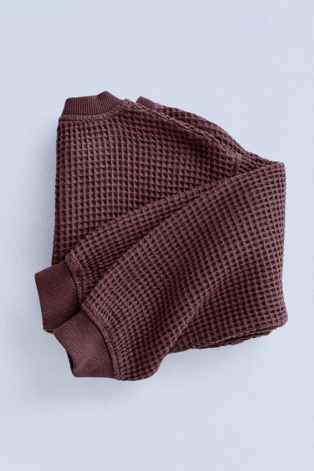 ZARA TIMELESZ ТОЛСТОВКА ИЗ РИФЛЕНОЙ ТКАНИ, ЦВЕТ БУРГУНДСКОГО ВИНА