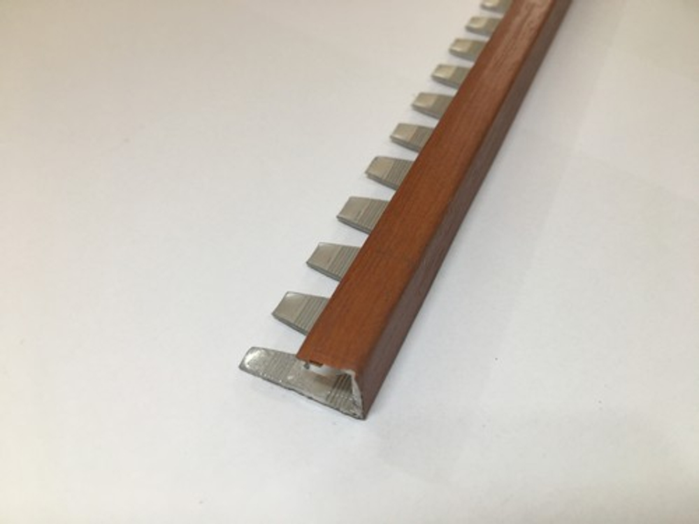 АПLг 10мм "DO-4" 2,7м Черешня (36) L-об. гибкий ламинир. алюм.