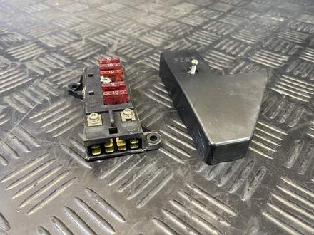 Блок предохранителей Suzuki Intruder VS750 VR51A