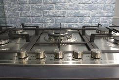 Встраиваемая газовая варочная панель Korting HG 965 CTX