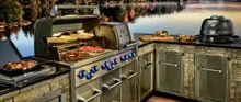 Приусадебная кухня Broil King с газовым и угольным грилем