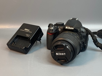 Nikon D3100 Kit 18-55mm 12.234 Кадров