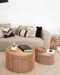 Набор из 2 журнальных столиков Elmima из ротанга Ø66 и Ø55 см